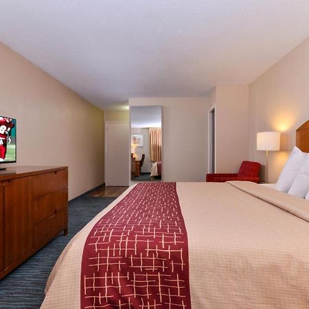 Red Roof Inn Чемберсберг Экстерьер фото