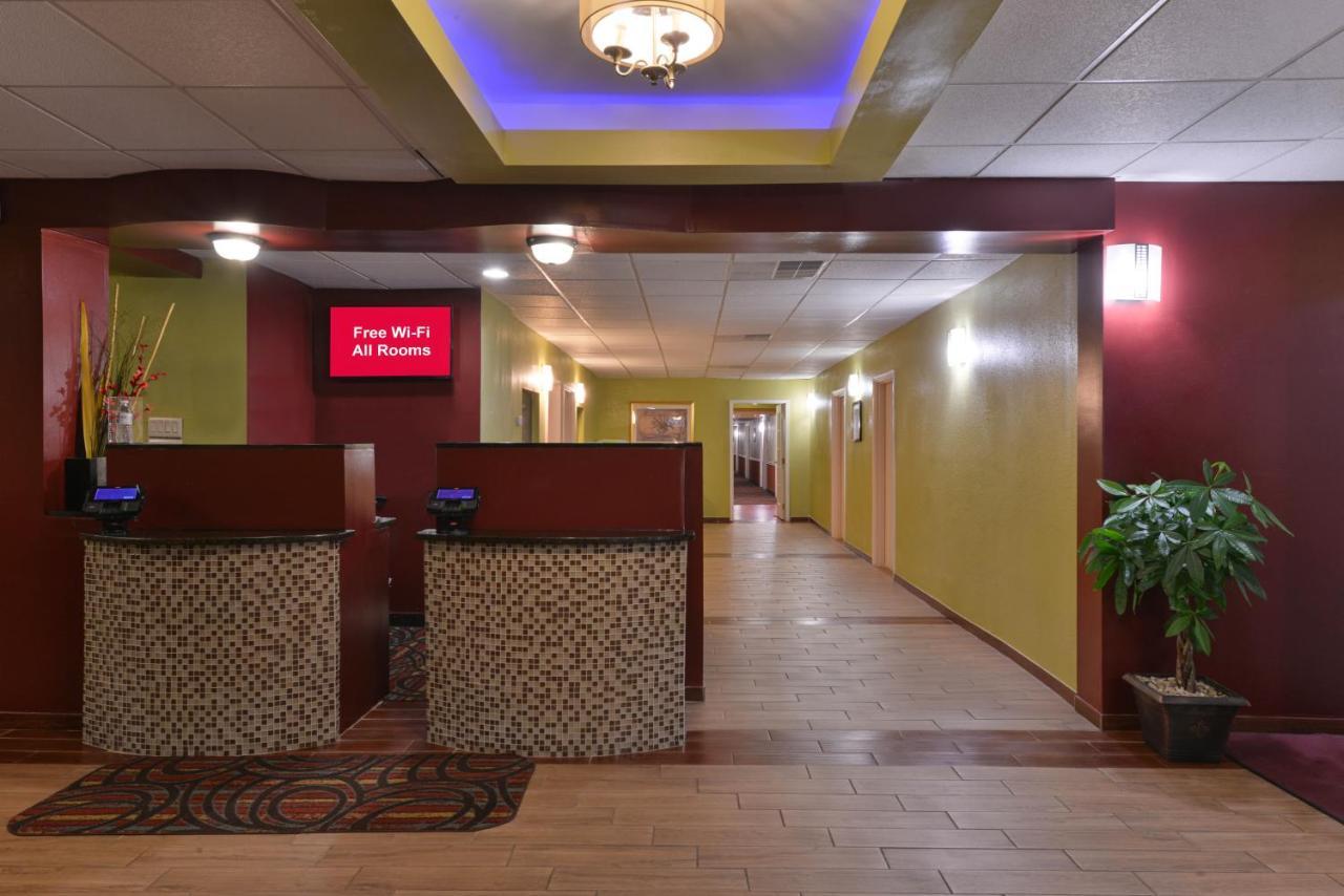 Red Roof Inn Чемберсберг Экстерьер фото