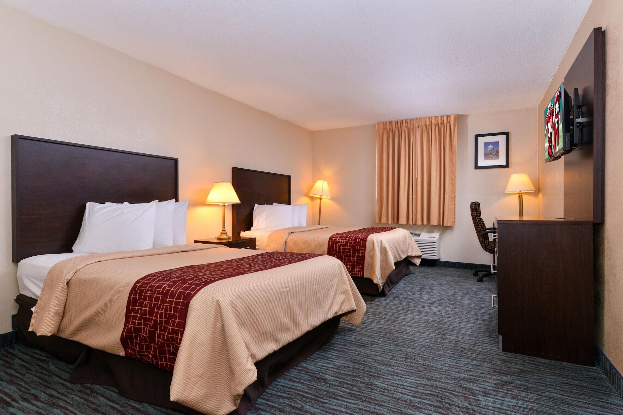 Red Roof Inn Чемберсберг Экстерьер фото